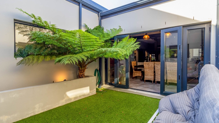 9 Bedroom Property for Sale in Onrus Western Cape